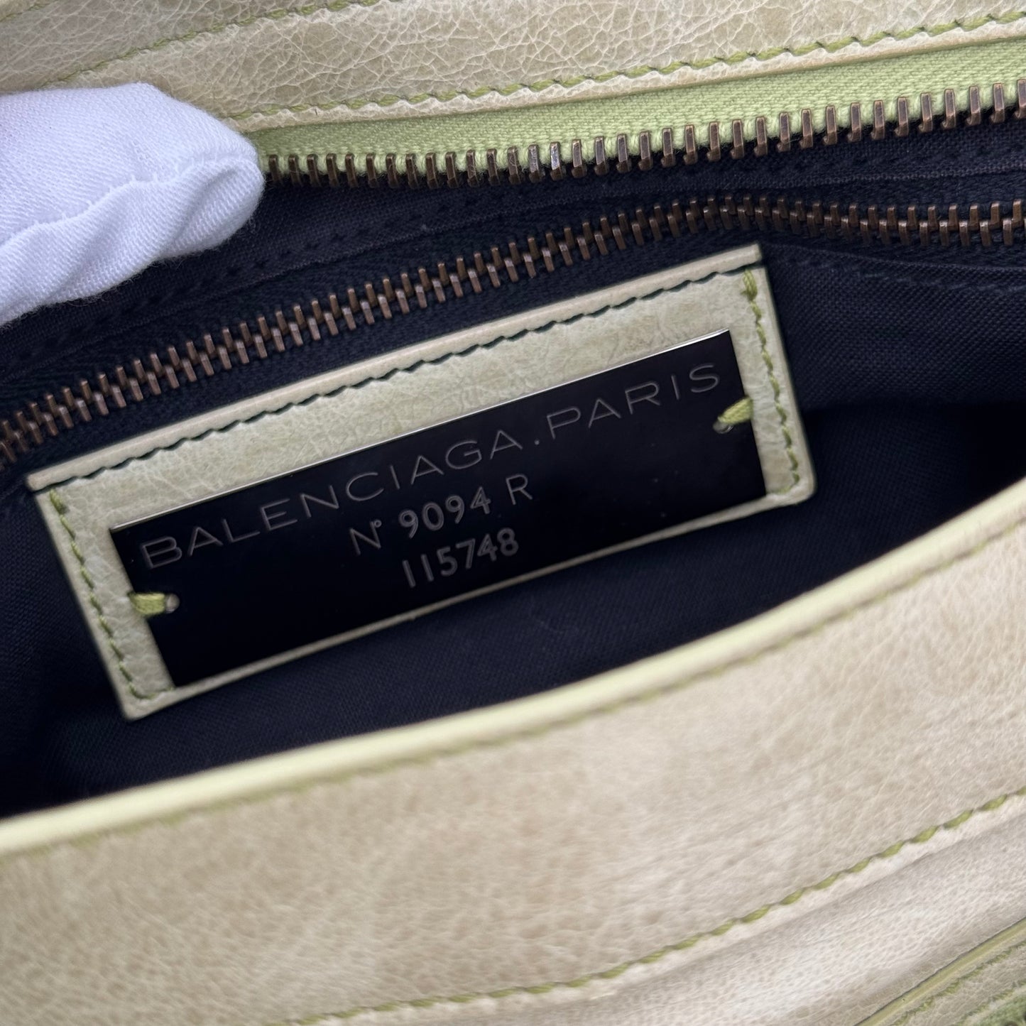 Balenciaga City