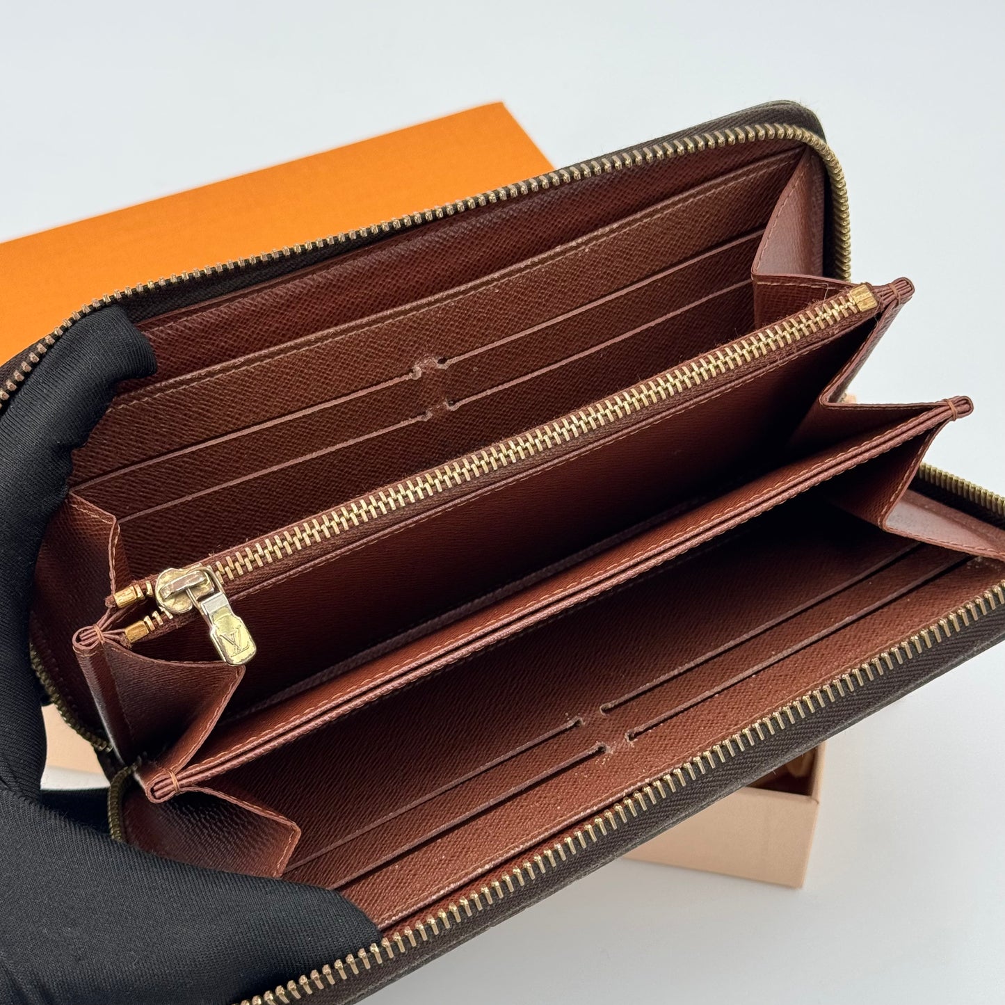 Louis Vuitton Portefeuille Long Zippy - Monogram