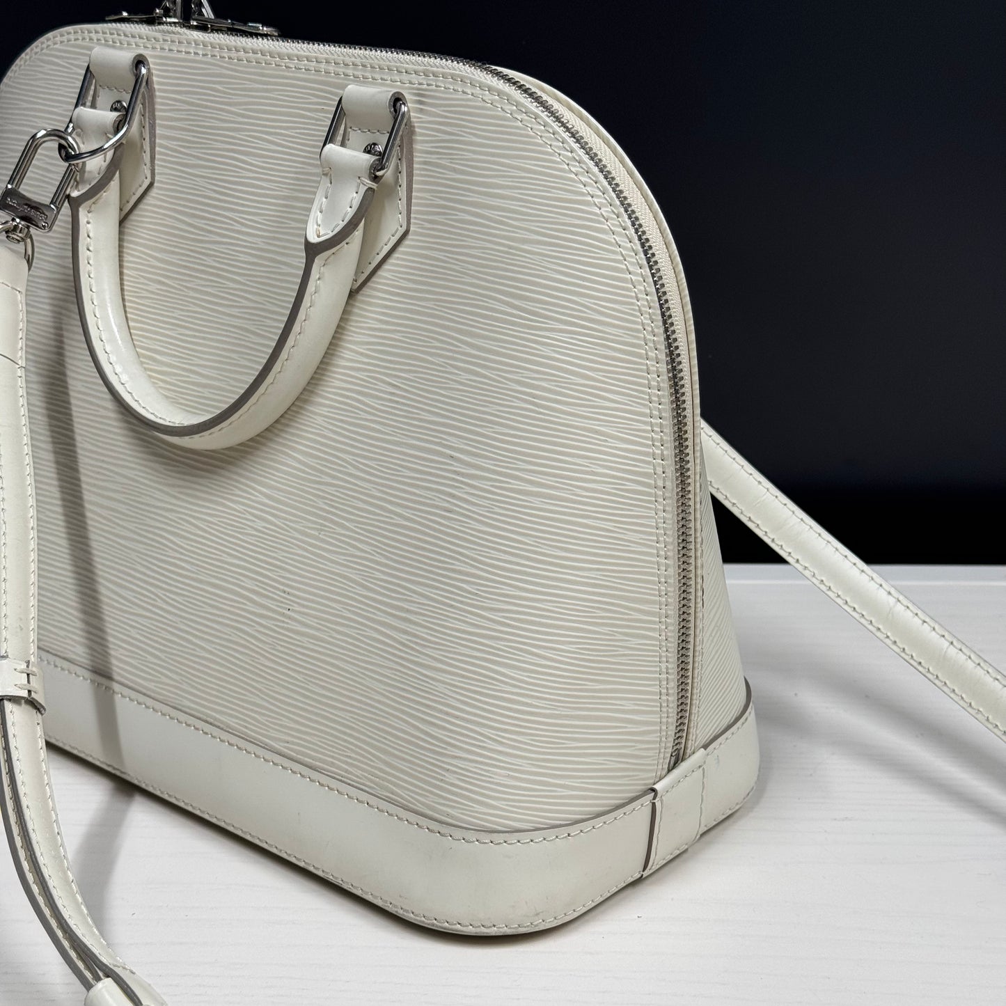 Louis Vuitton Alma