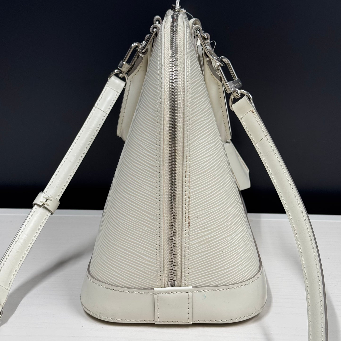 Louis Vuitton Alma