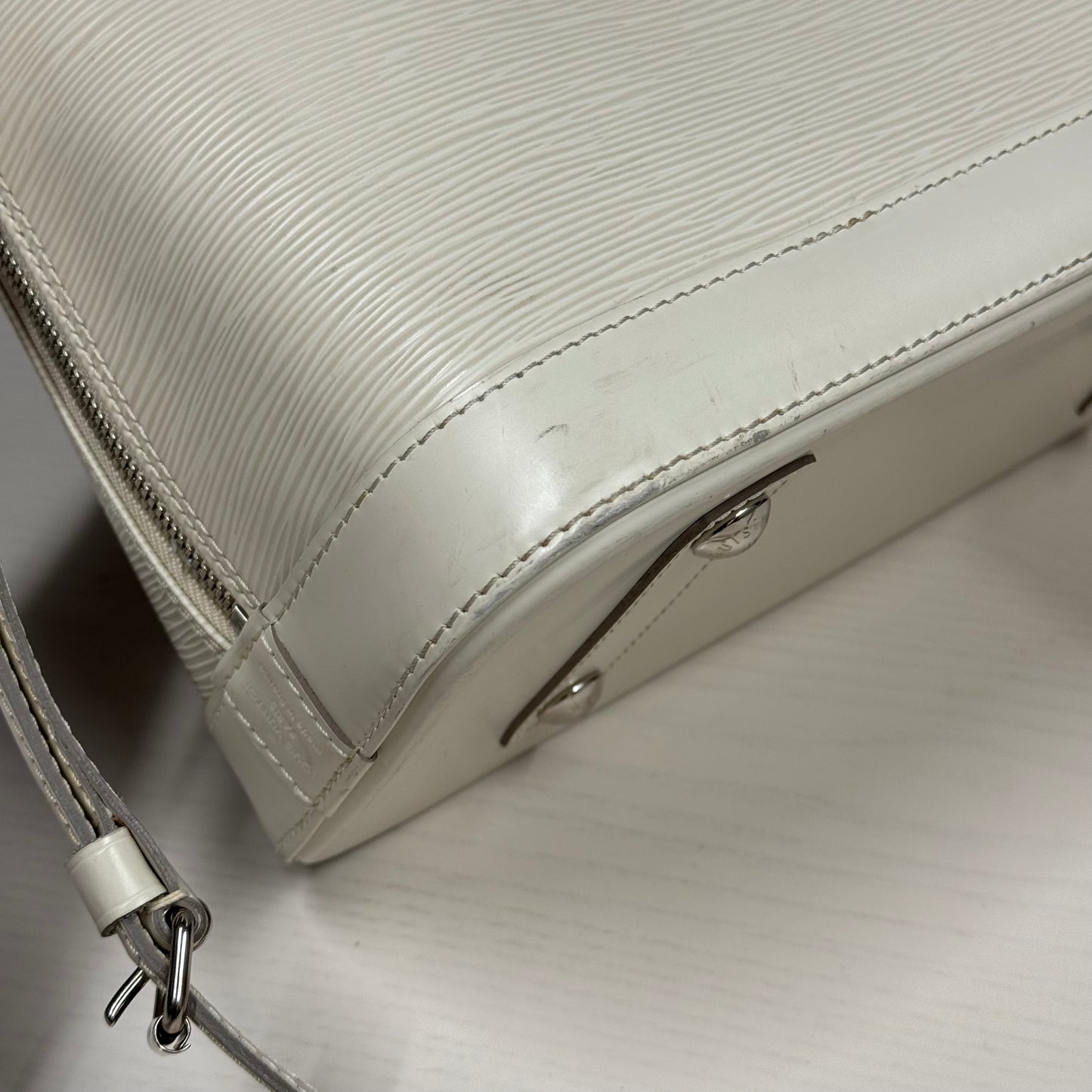 Louis Vuitton Alma