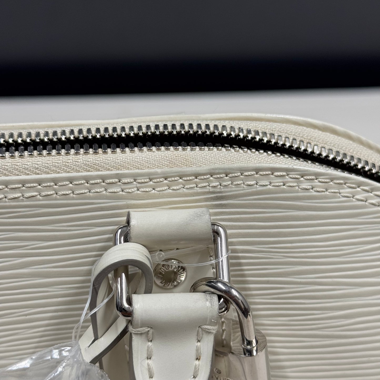 Louis Vuitton Alma