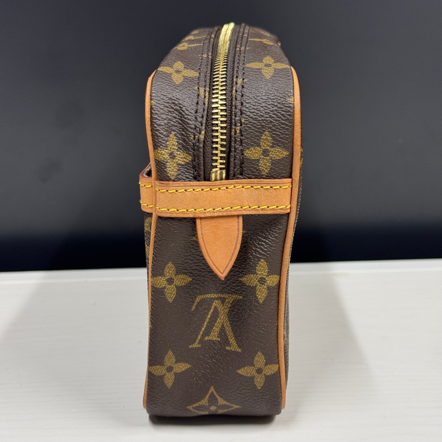 Louis Vuitton Compiègne