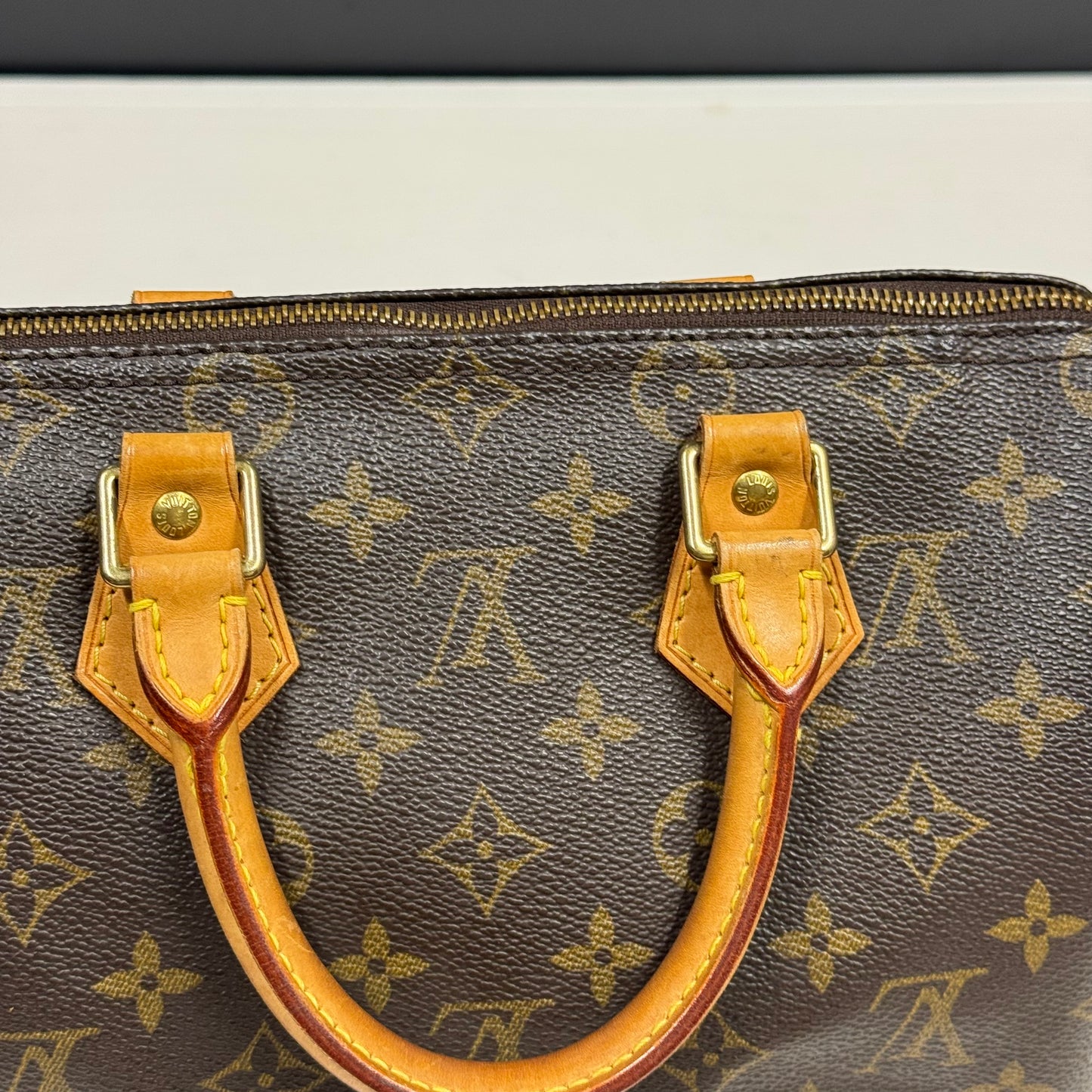 Louis Vuitton Speedy 25