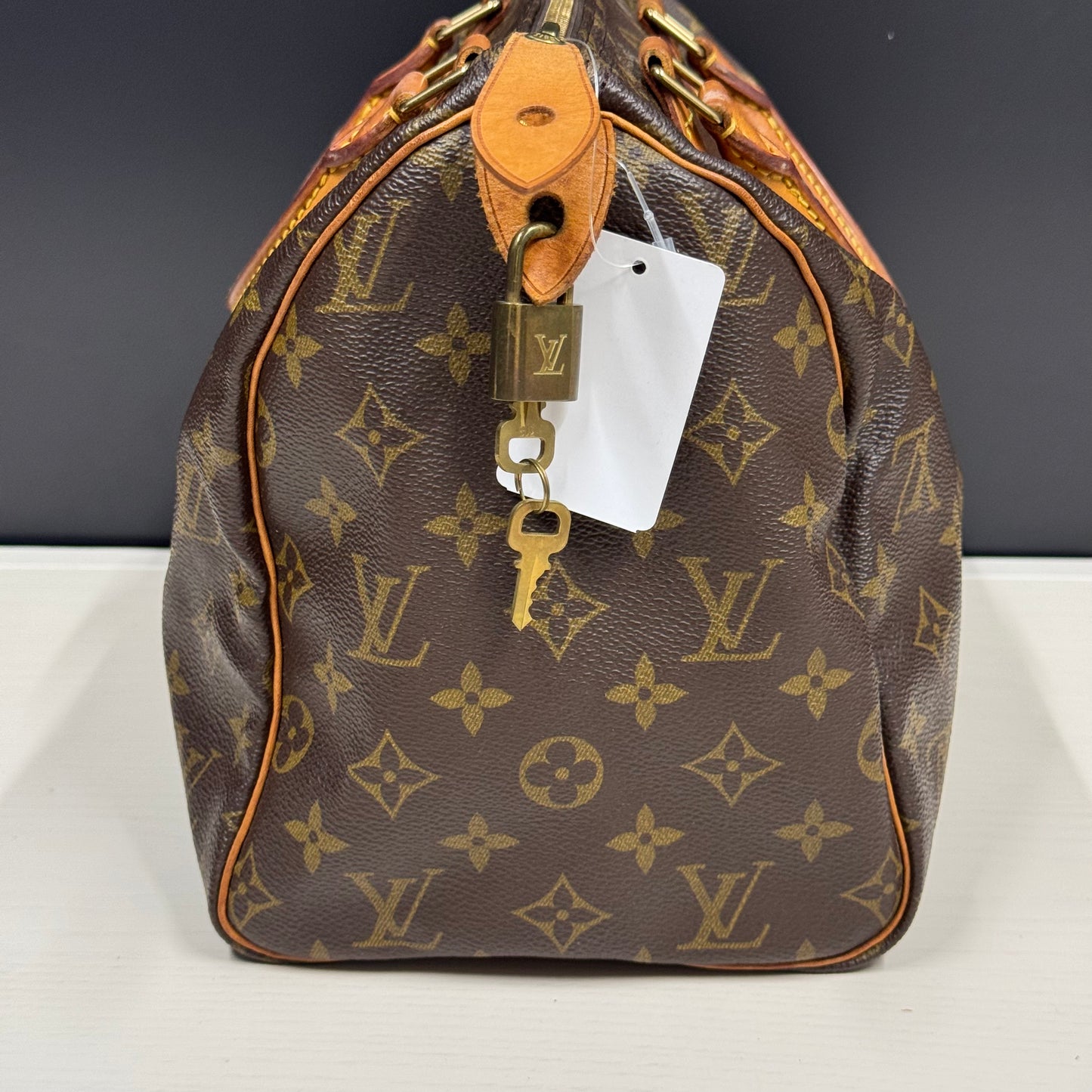 Louis Vuitton Speedy 30