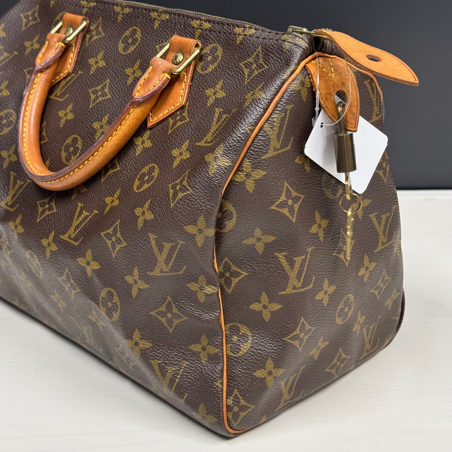 Louis Vuitton Speedy 30