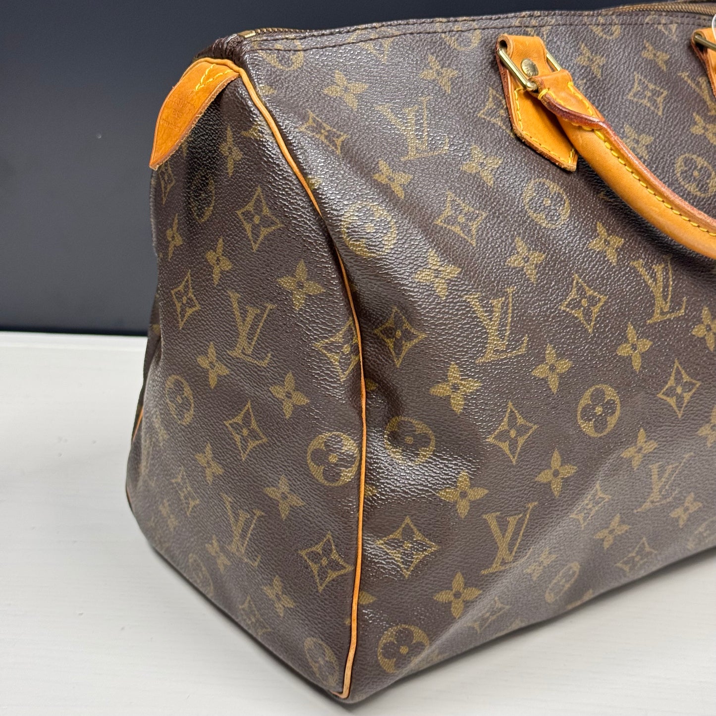 Louis Vuitton Speedy 35