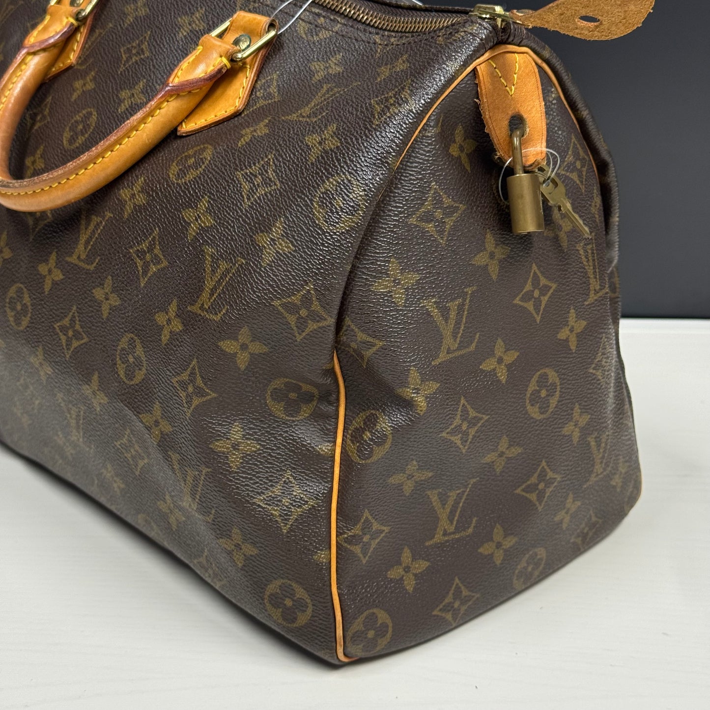 Louis Vuitton Speedy 35