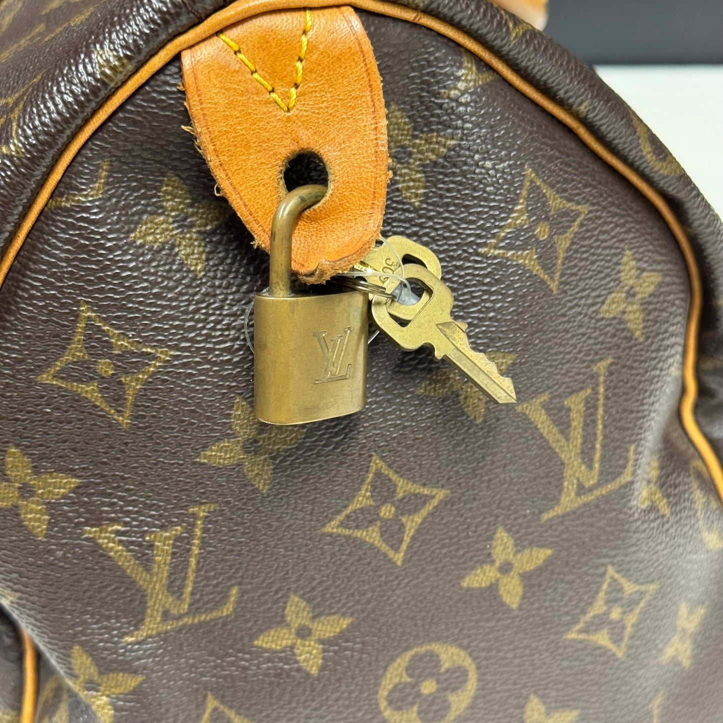 Louis Vuitton Speedy 35