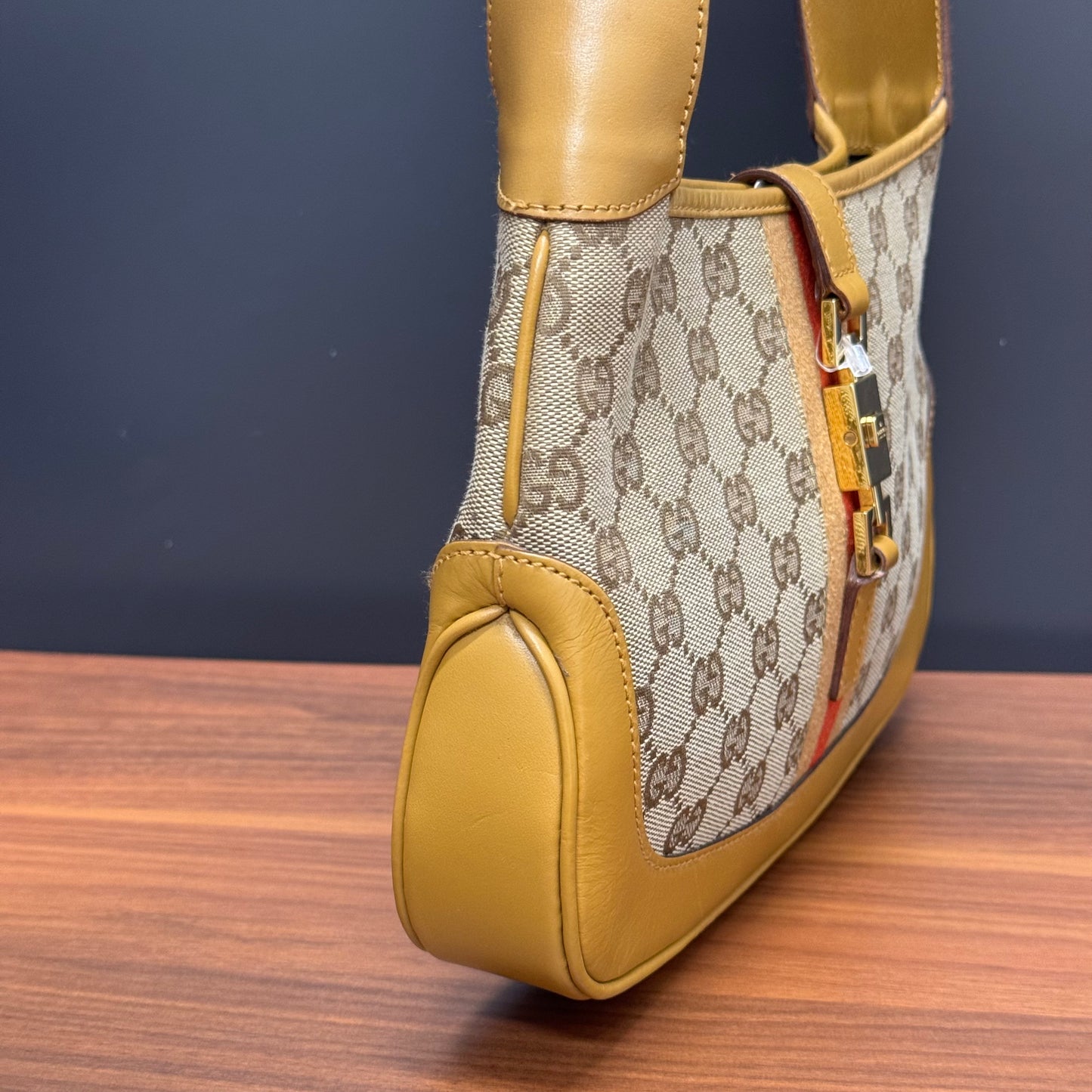 Gucci Jackie