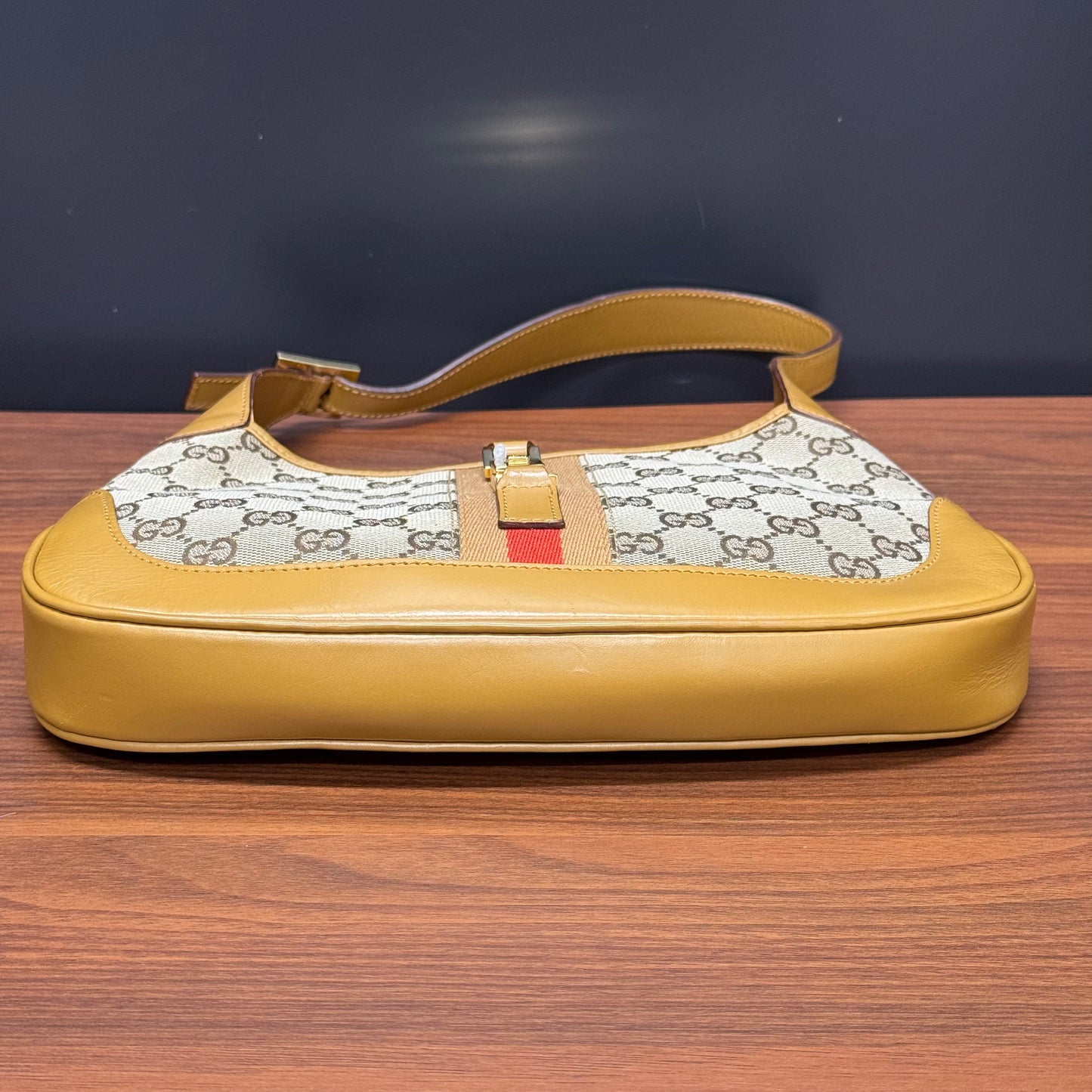 Gucci Jackie