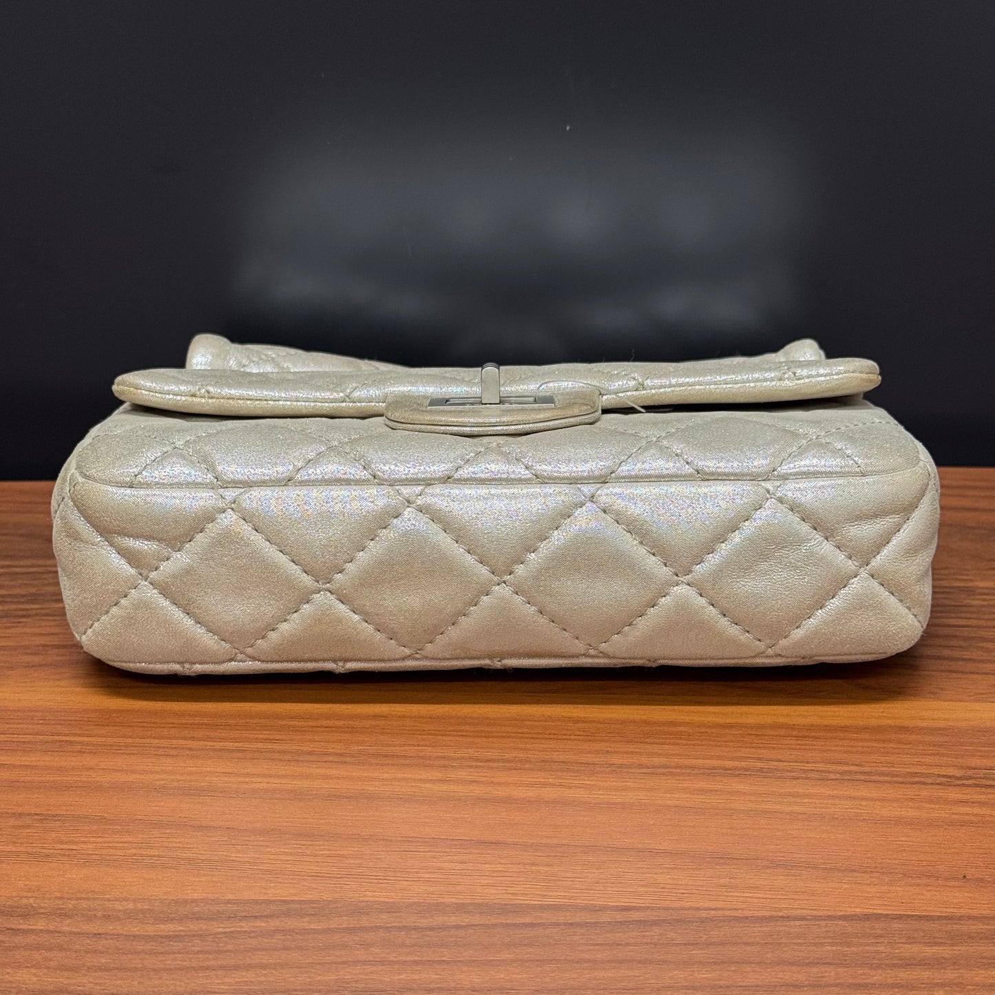 Chanel pochette 2.55
