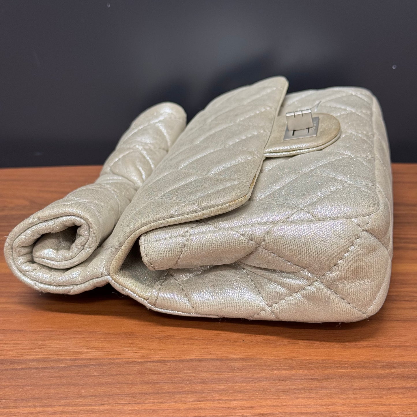 Chanel pochette 2.55