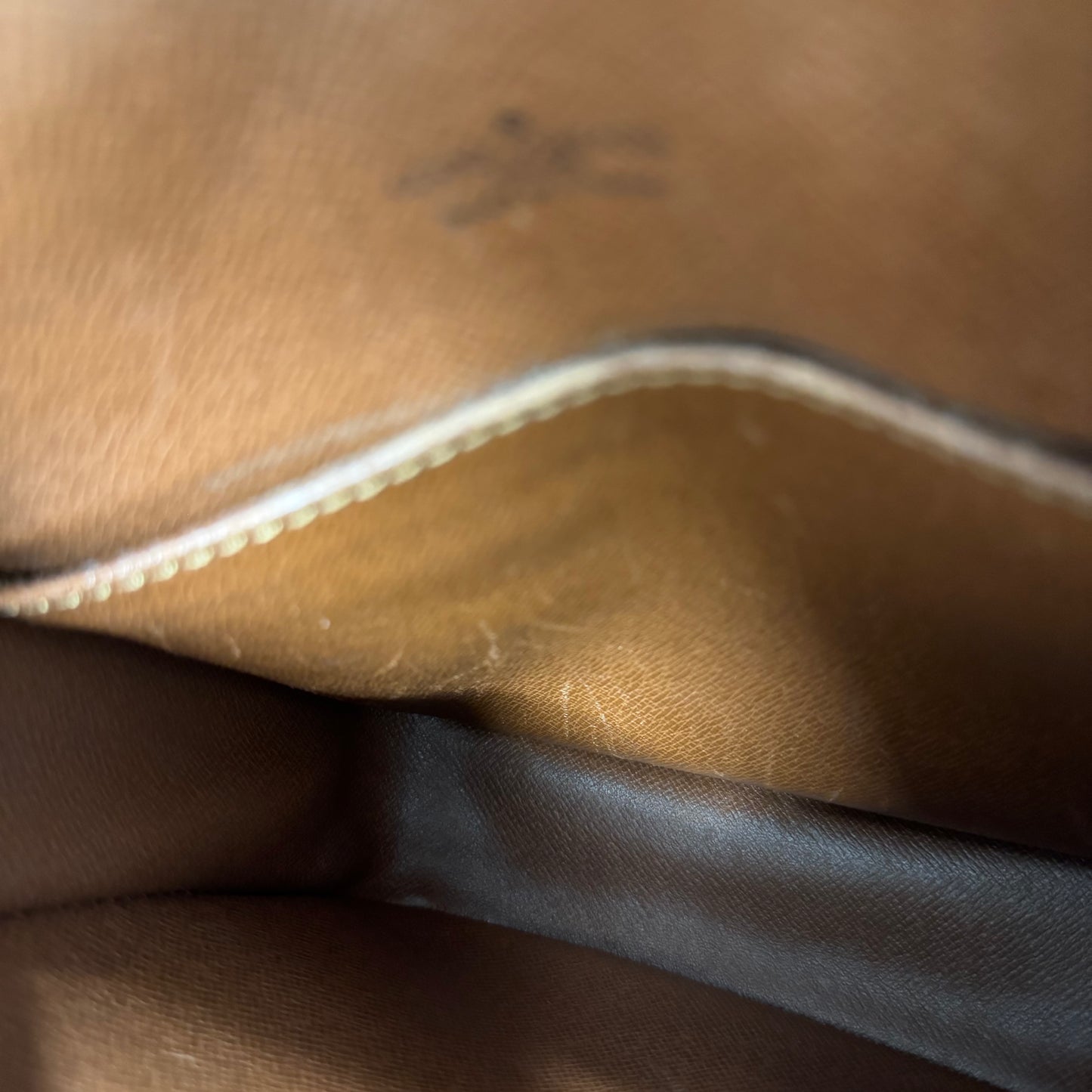 Louis Vuitton Saint-Cloud PM