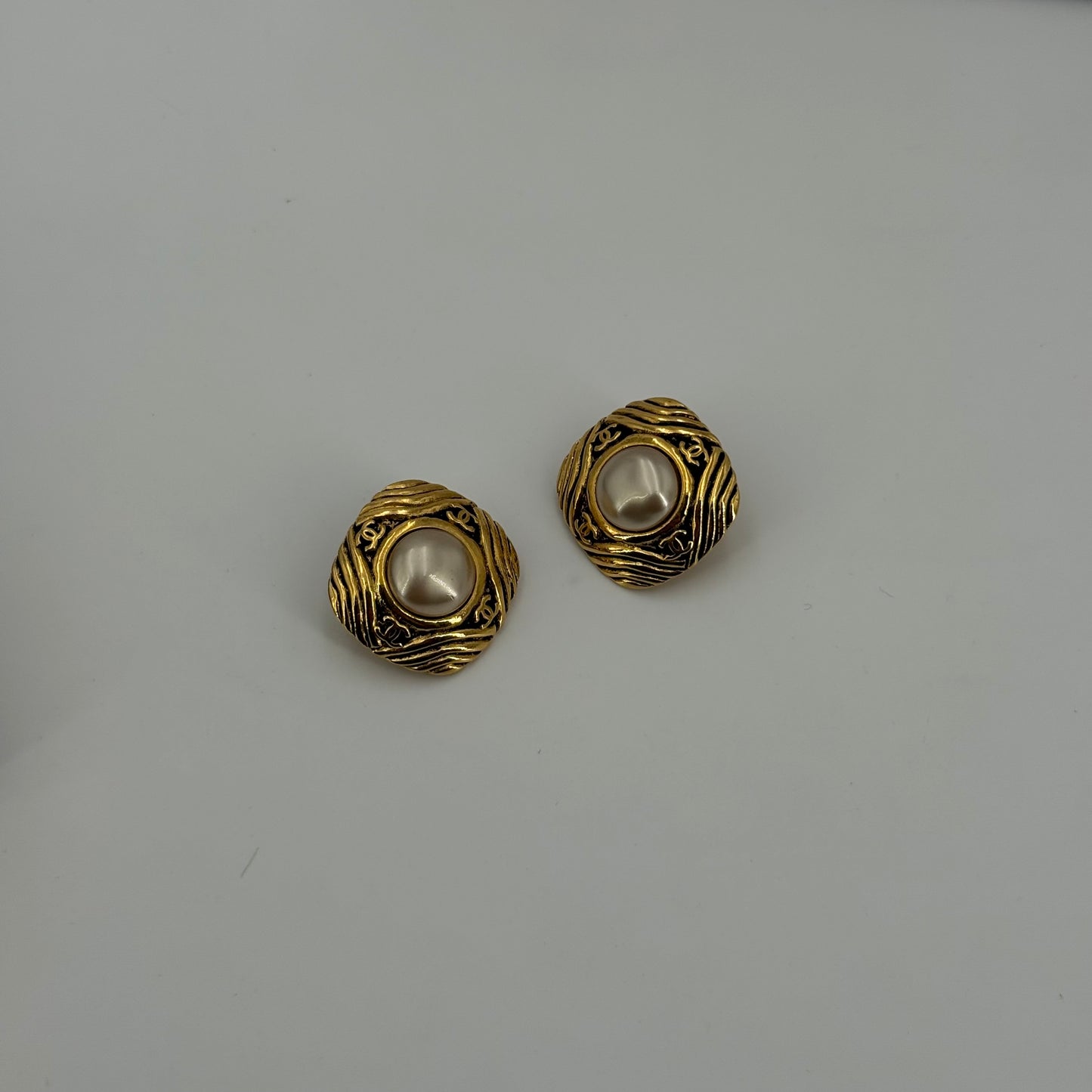 Chanel Clips d'oreilles perles