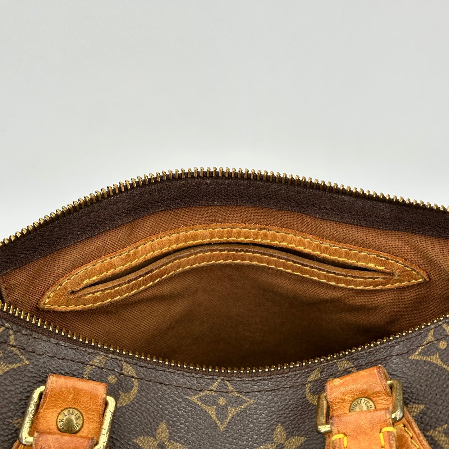 Louis Vuitton Speedy 25