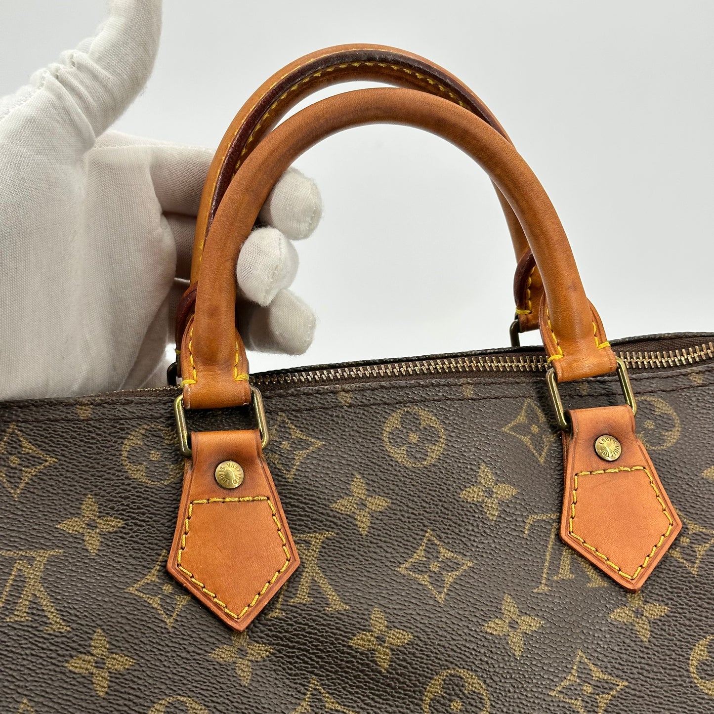 Louis Vuitton Speedy 30