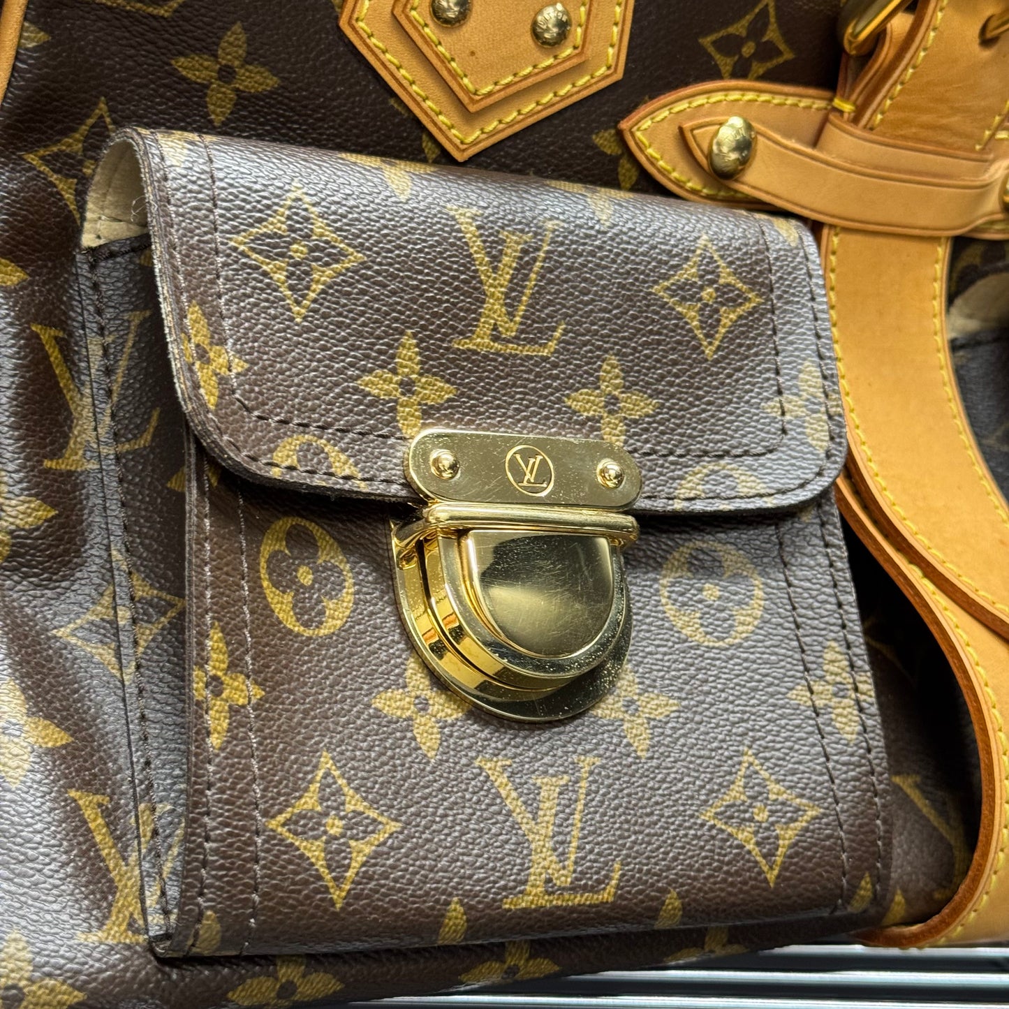 Louis Vuitton Manhattan GM