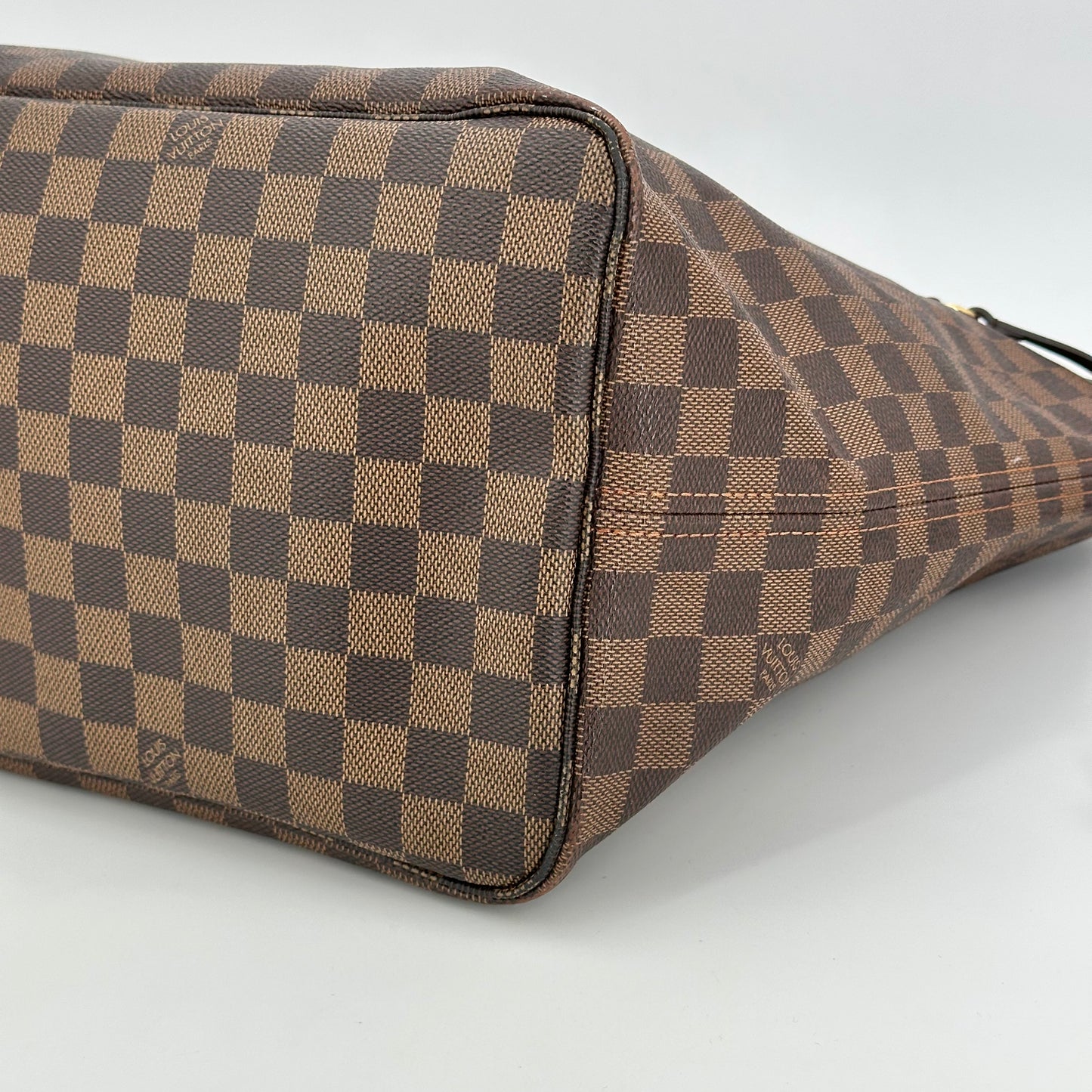Louis Vuitton Neverfull