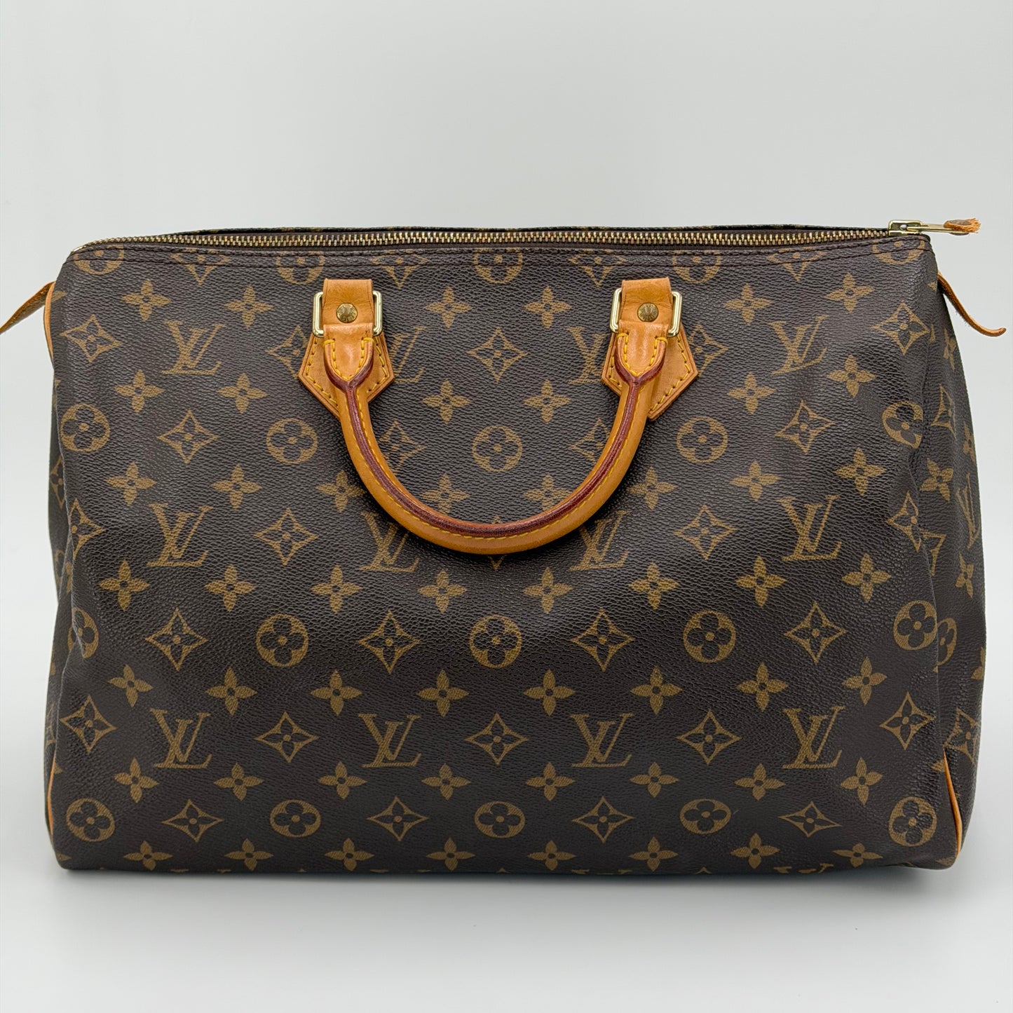 Louis Vuitton Speedy 35