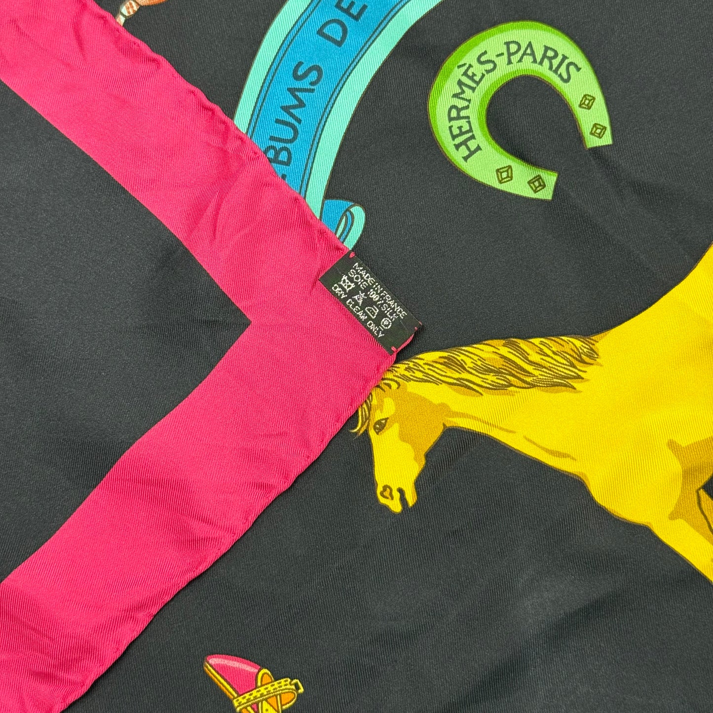 Hermès Carré « Album de colportage »