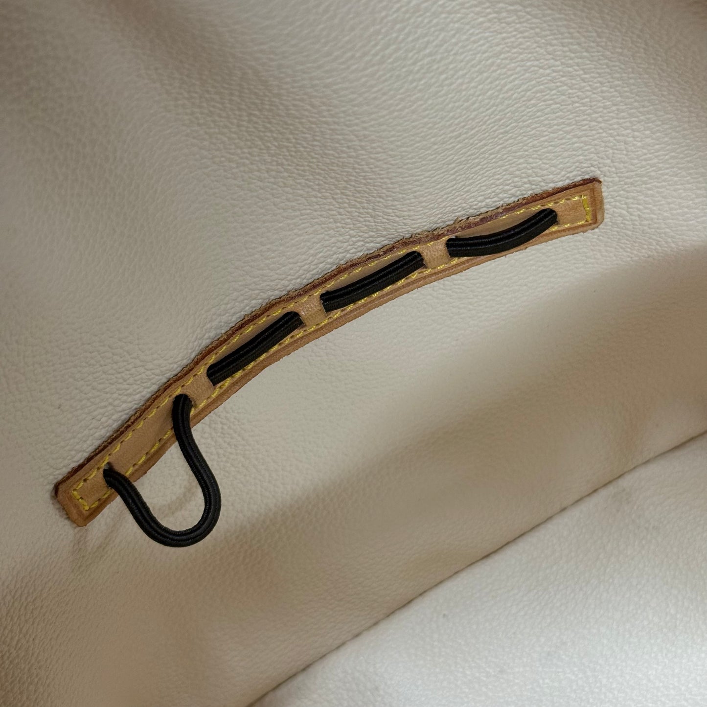 Louis Vuitton Spontini