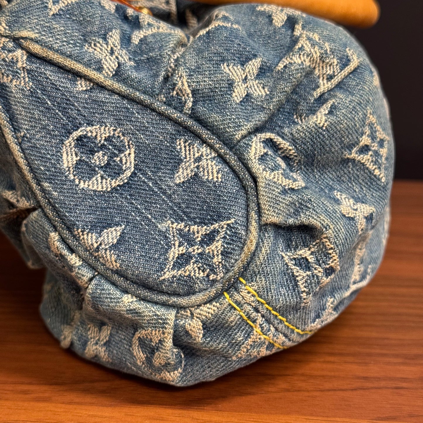 Louis Vuitton Pleaty