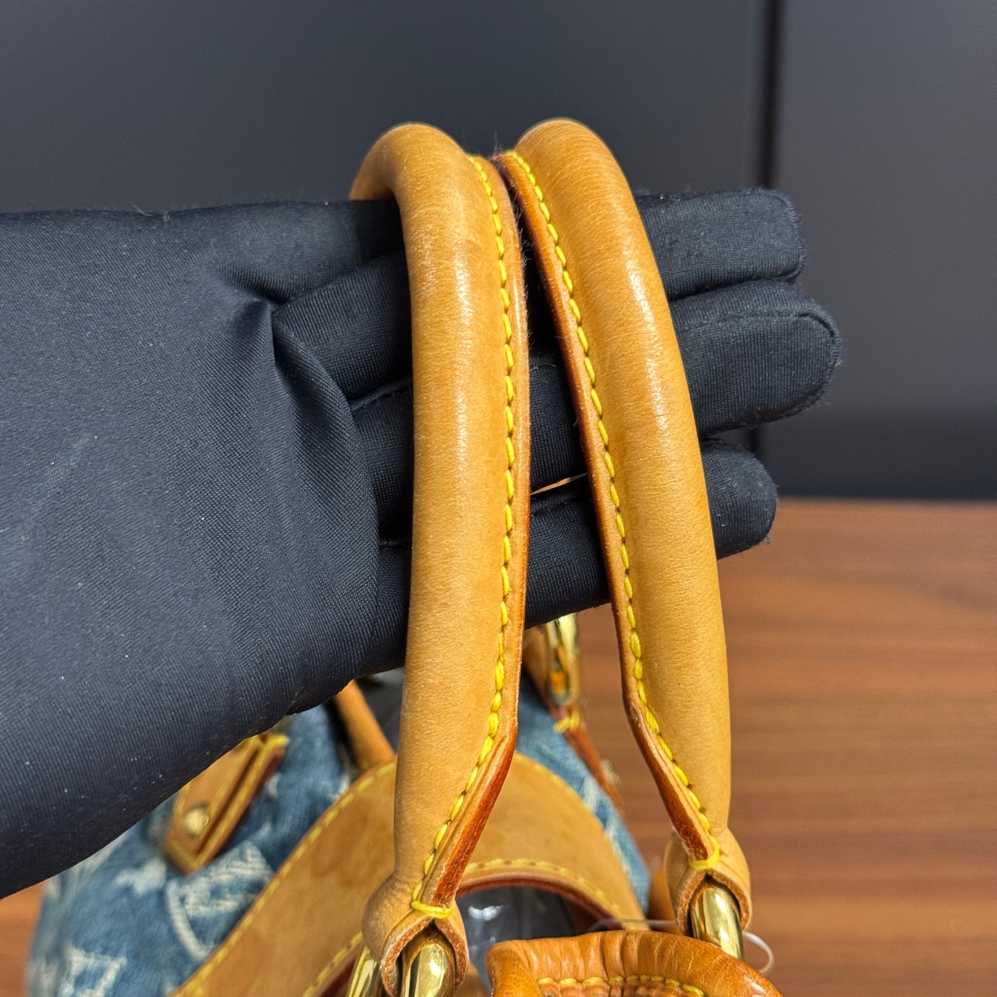 Louis Vuitton Pleaty