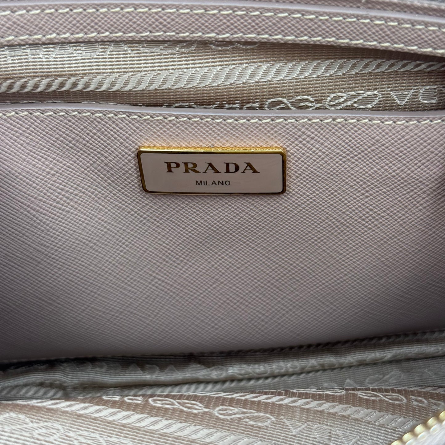 Prada Promenade