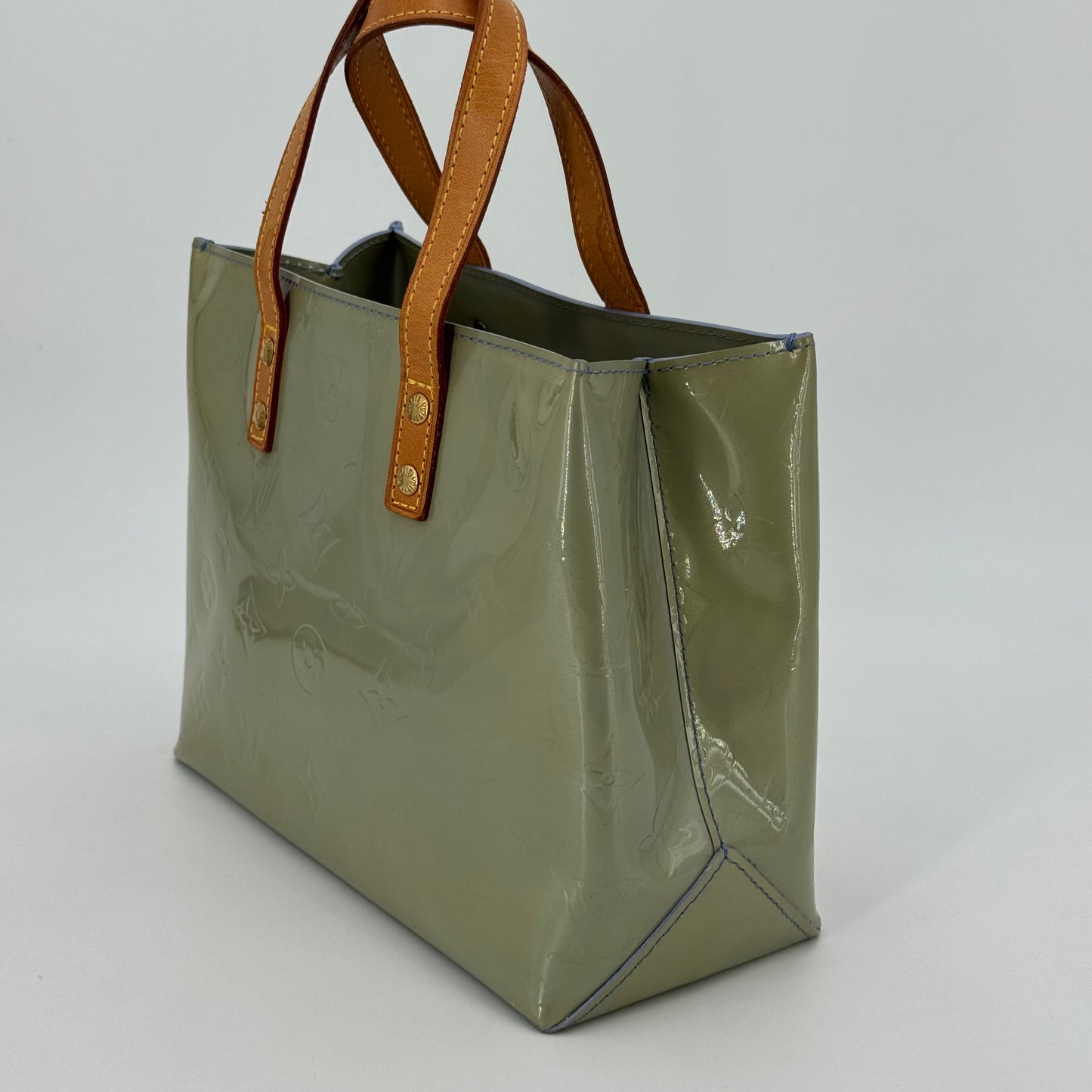 Louis Vuitton Reade