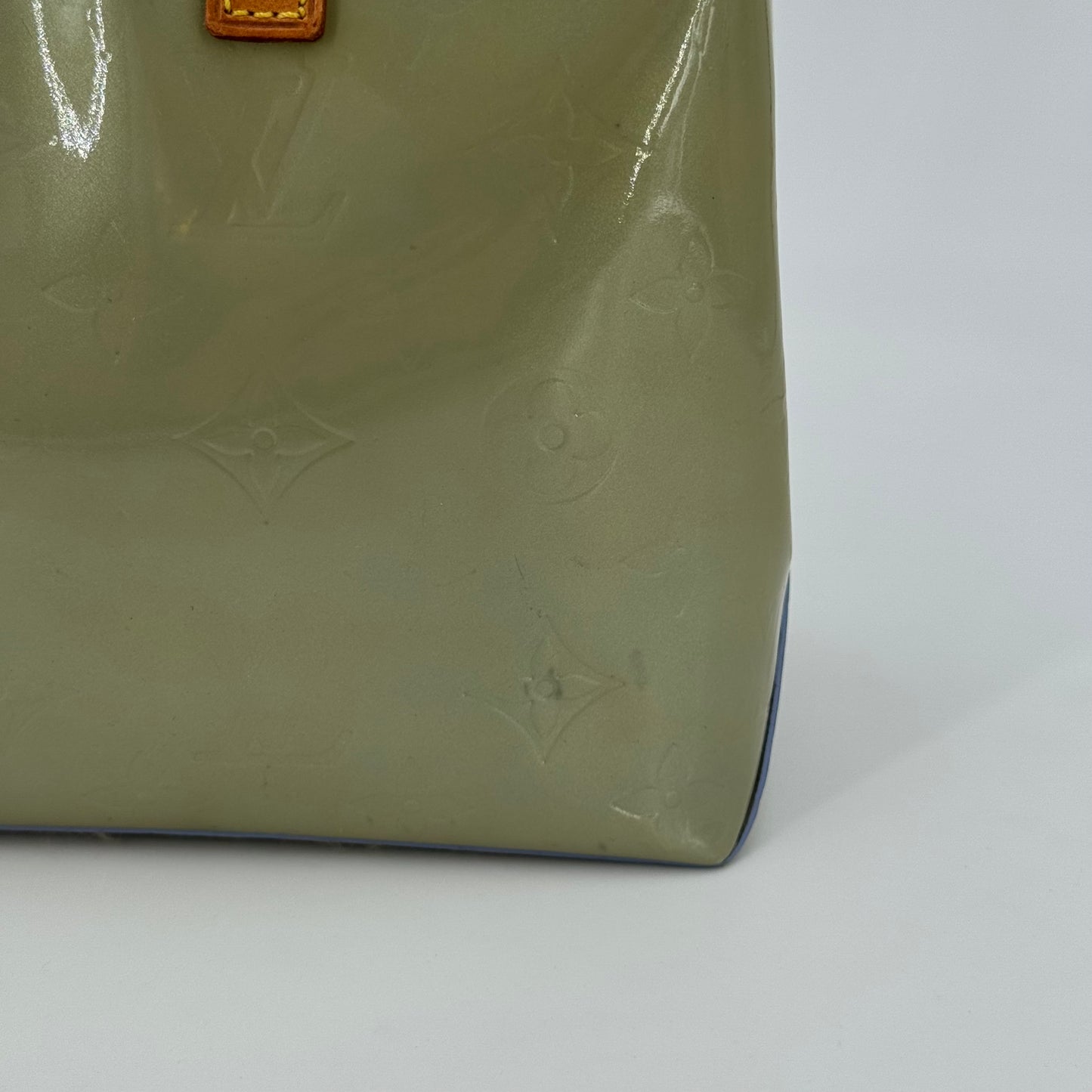Louis Vuitton Reade