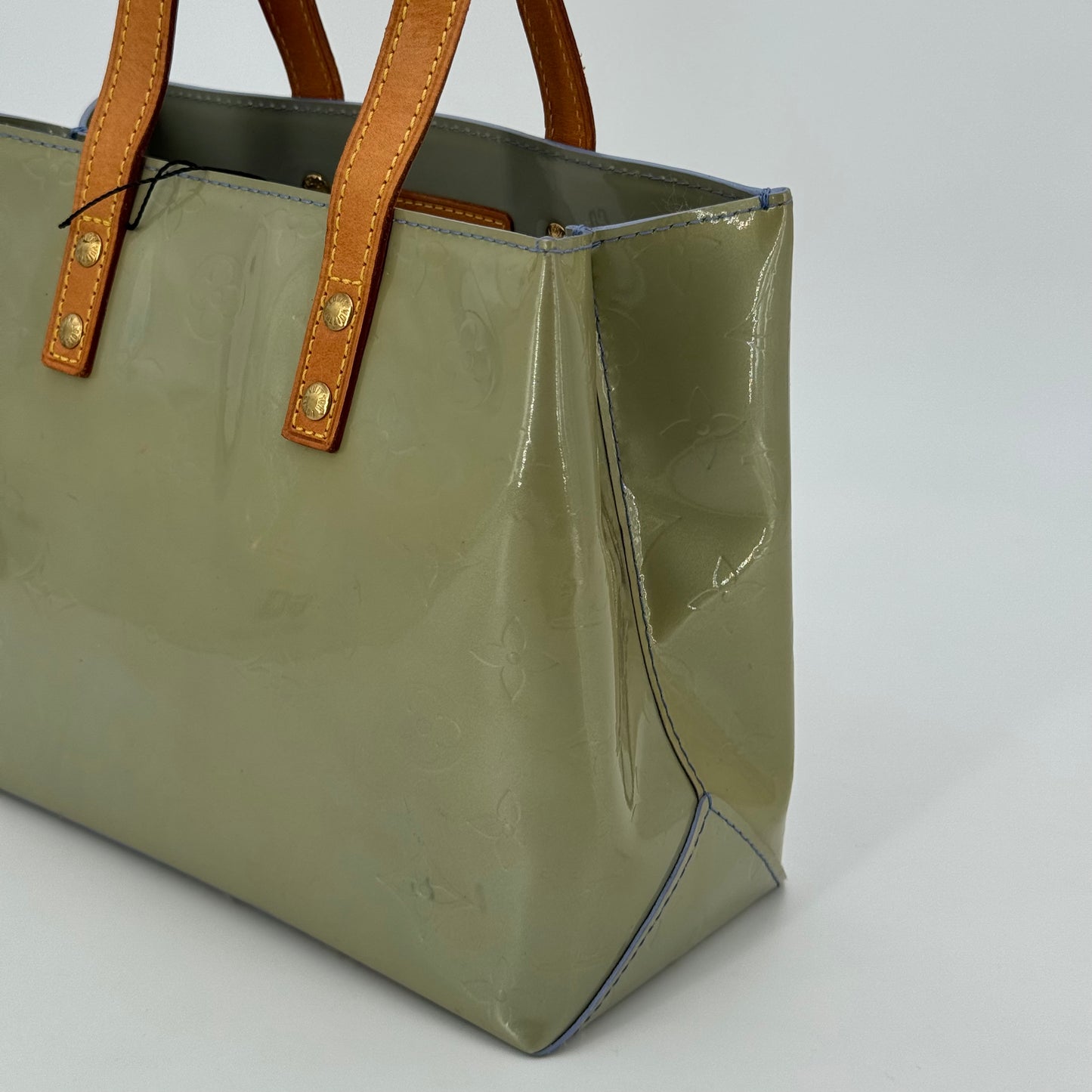 Louis Vuitton Reade