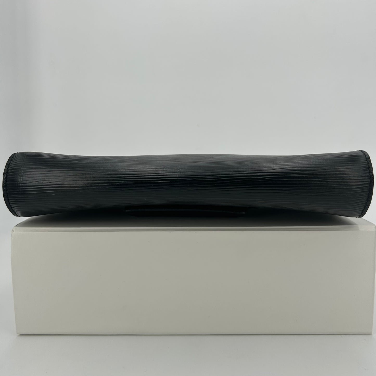 Louis Vuitton Pochette Chaillot