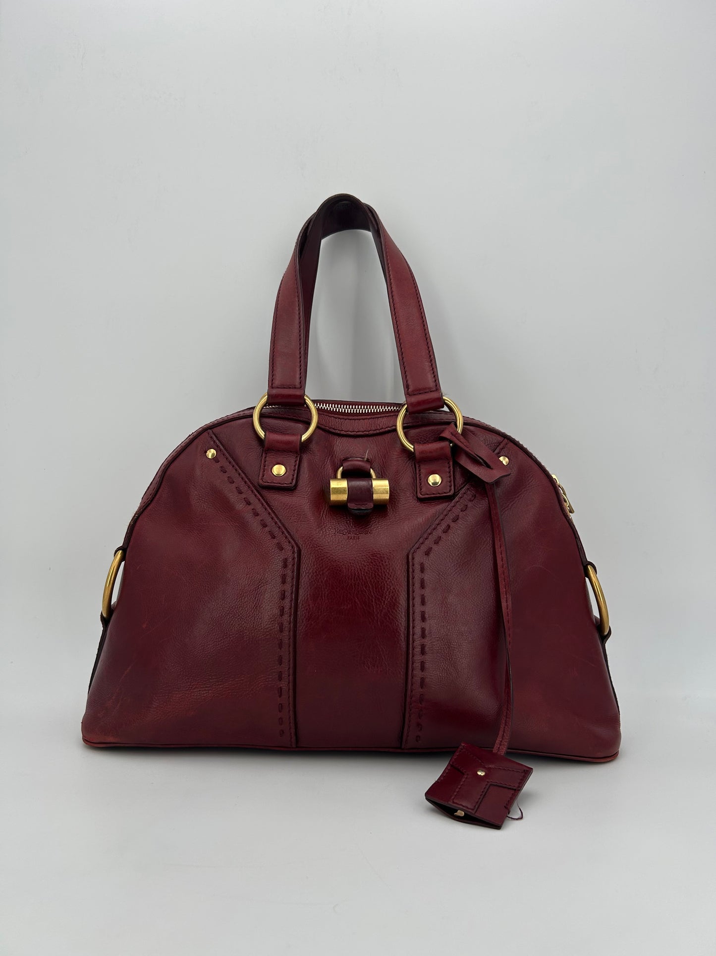 Yves Saint-Laurent Muse