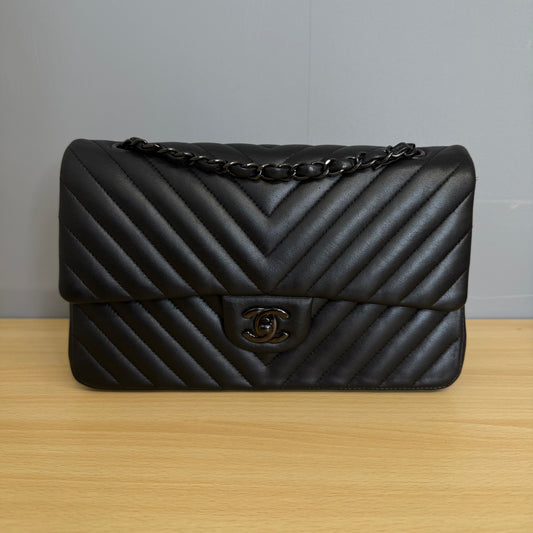 Chanel So Black