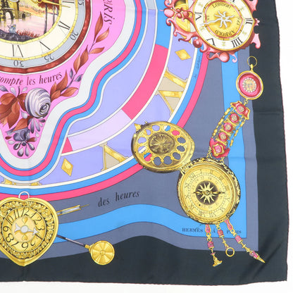 Hermès carré “ Parmi les fleurs je compte les heures “