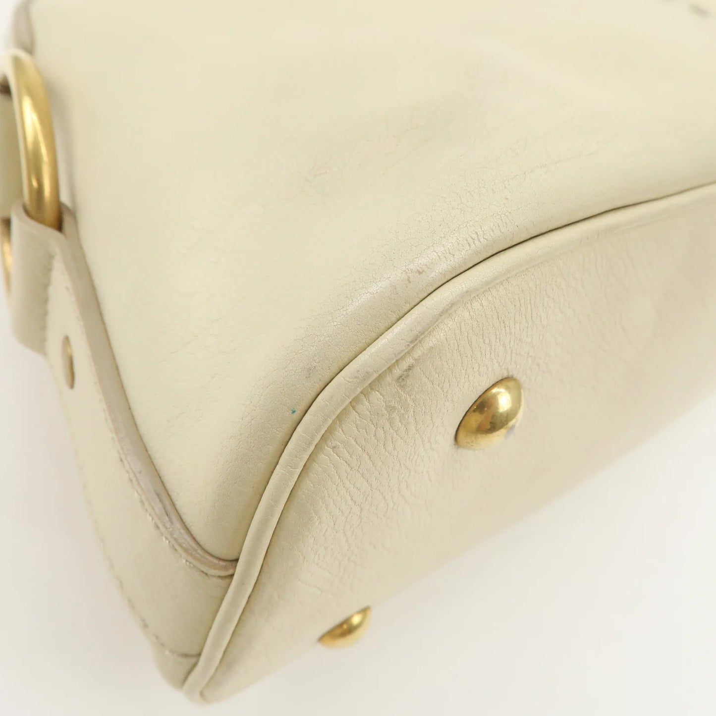 Yves Saint-Laurent Muse