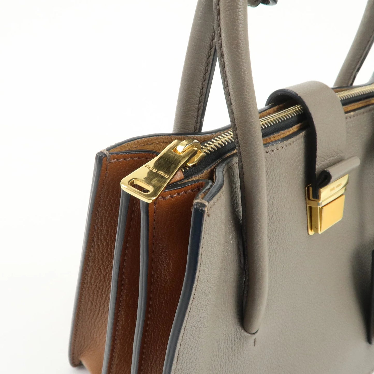 Miu Miu Petit Shopping