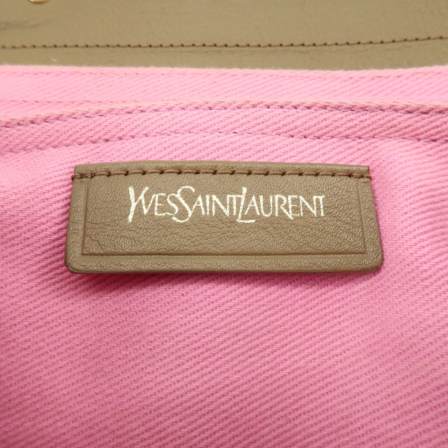 Yves Saint-Laurent Muse II