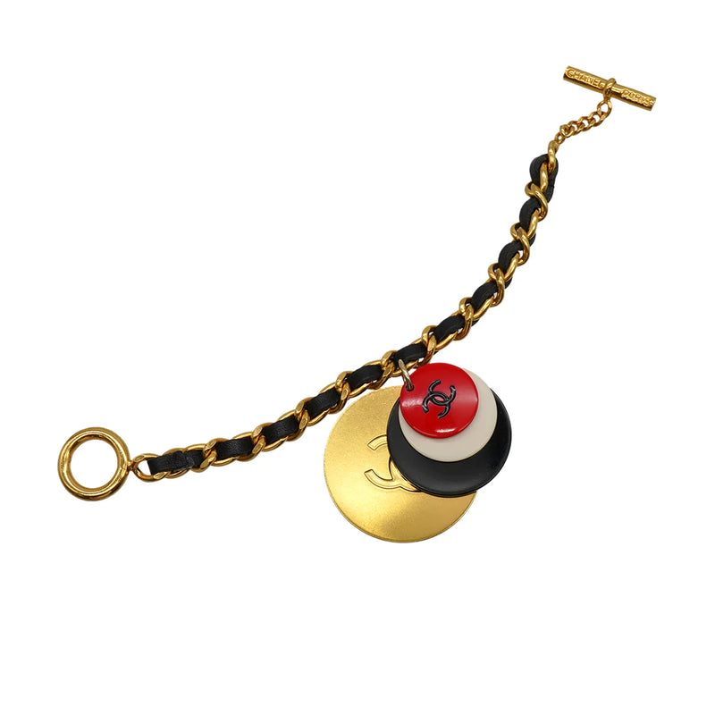 Chanel bracelet défilé Automne hiver 2001
