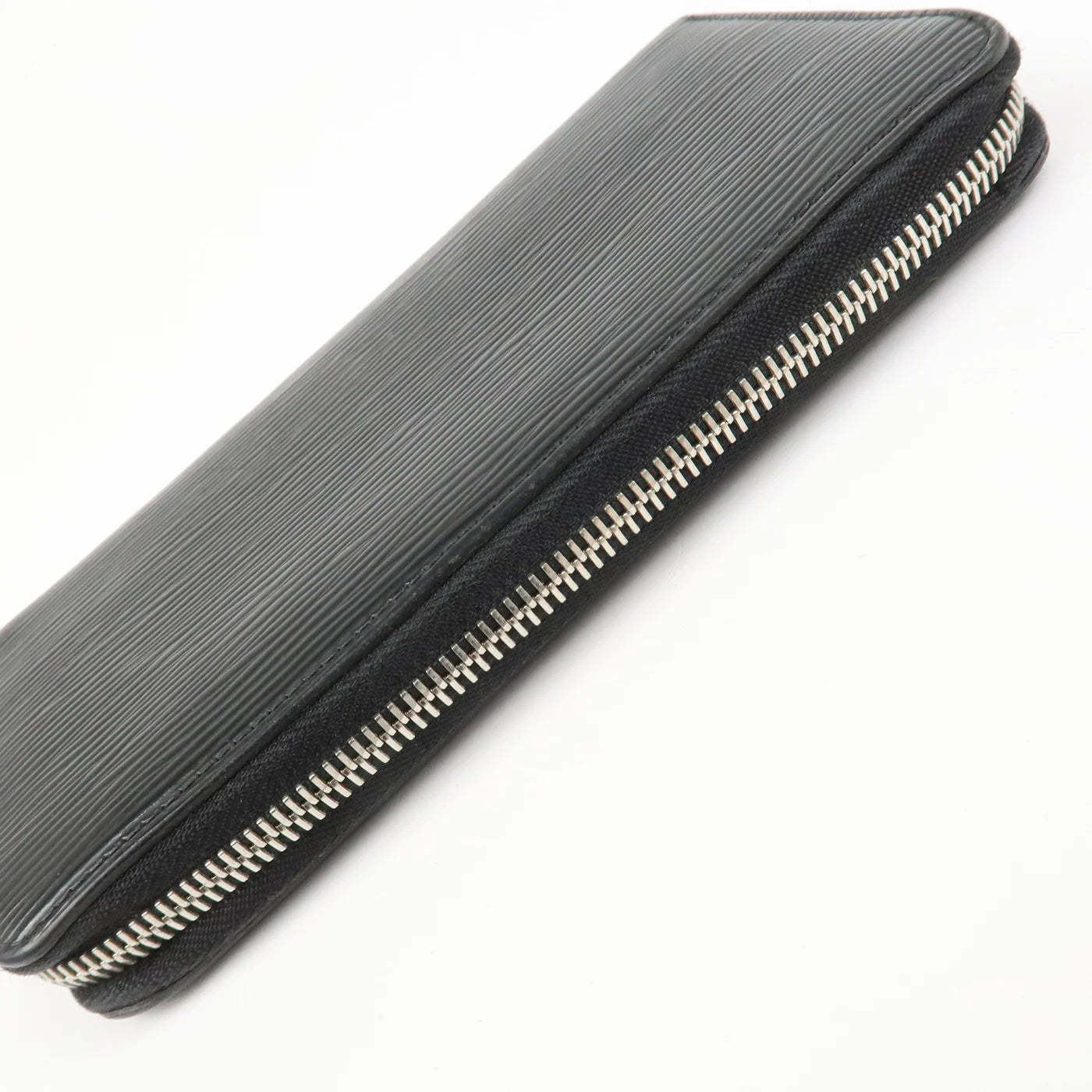Louis Vuitton Zippy long