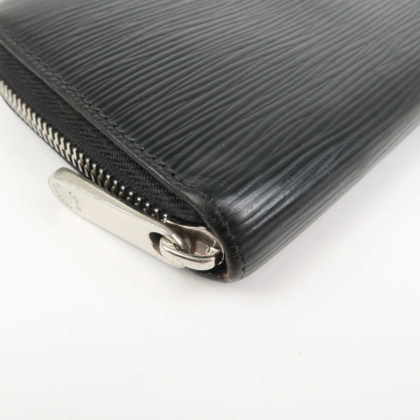 Louis Vuitton Zippy long