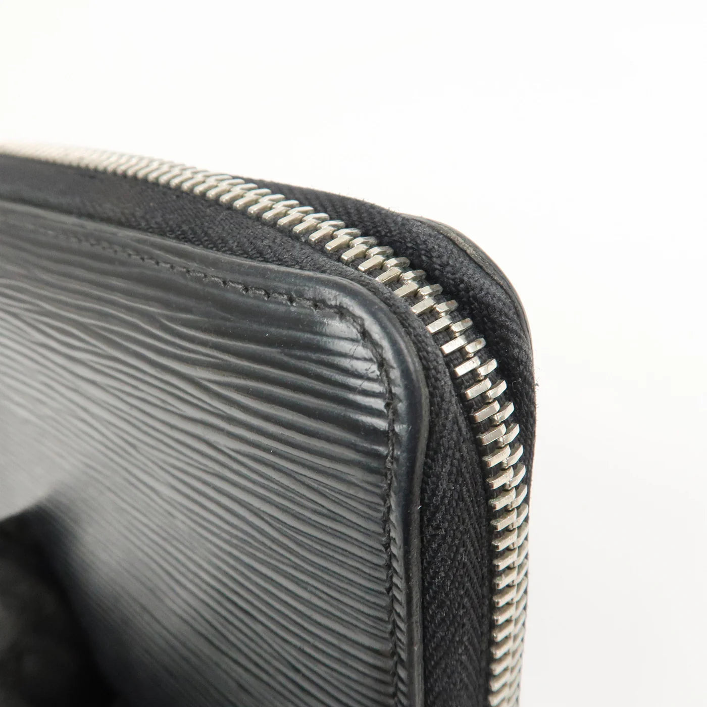 Louis Vuitton Zippy long