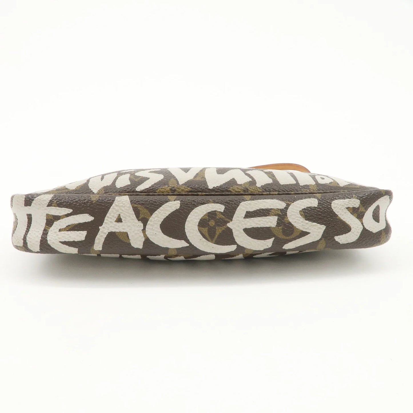 Louis Vuitton Pochette accessoire Graffiti