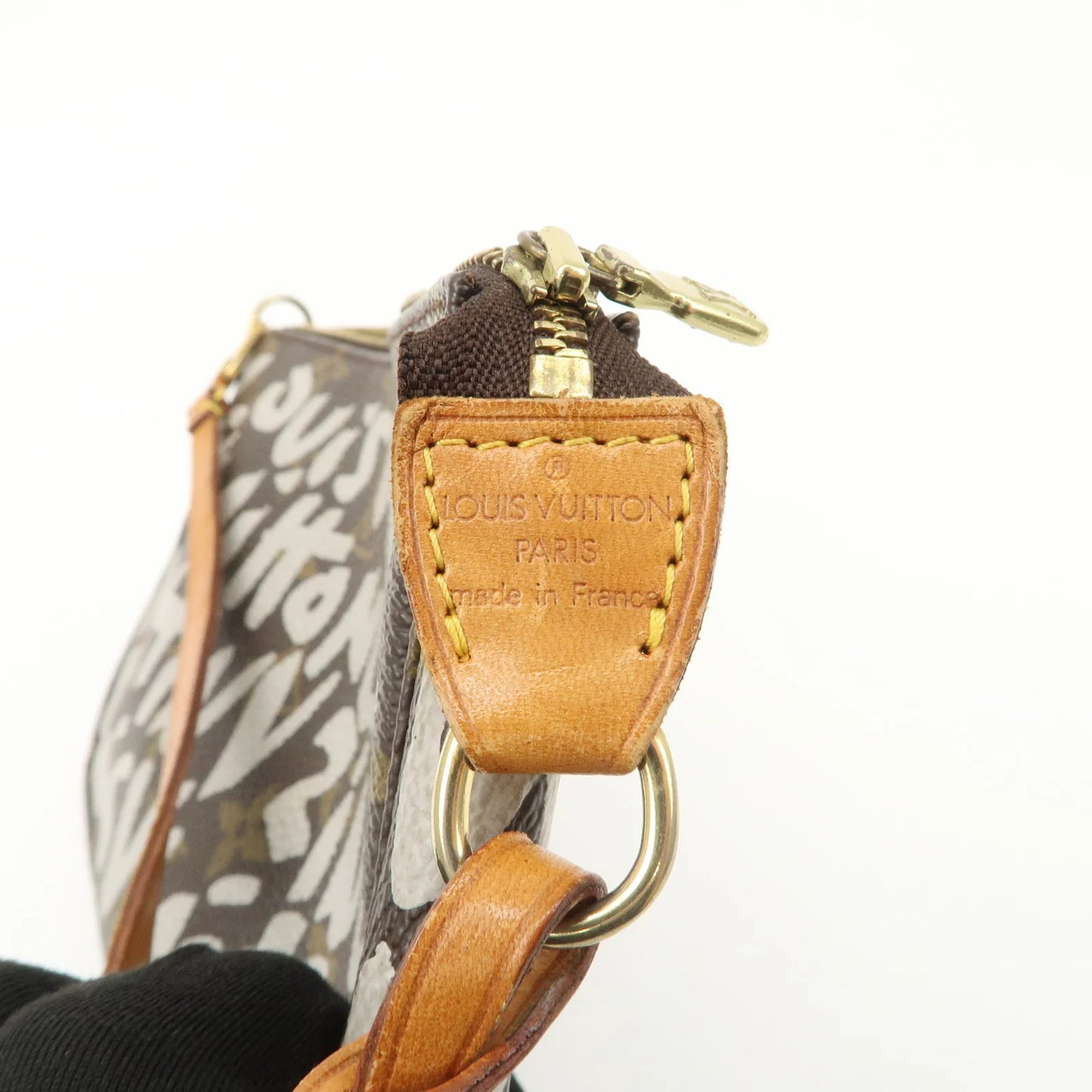 Louis Vuitton Pochette accessoire Graffiti