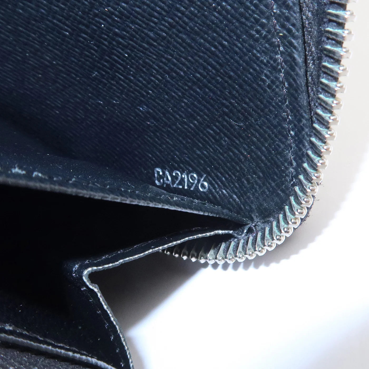 Louis Vuitton Zippy long