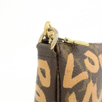 Louis Vuitton Pochette accessoire Graffiti