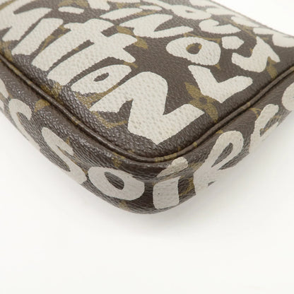 Louis Vuitton Pochette accessoire Graffiti