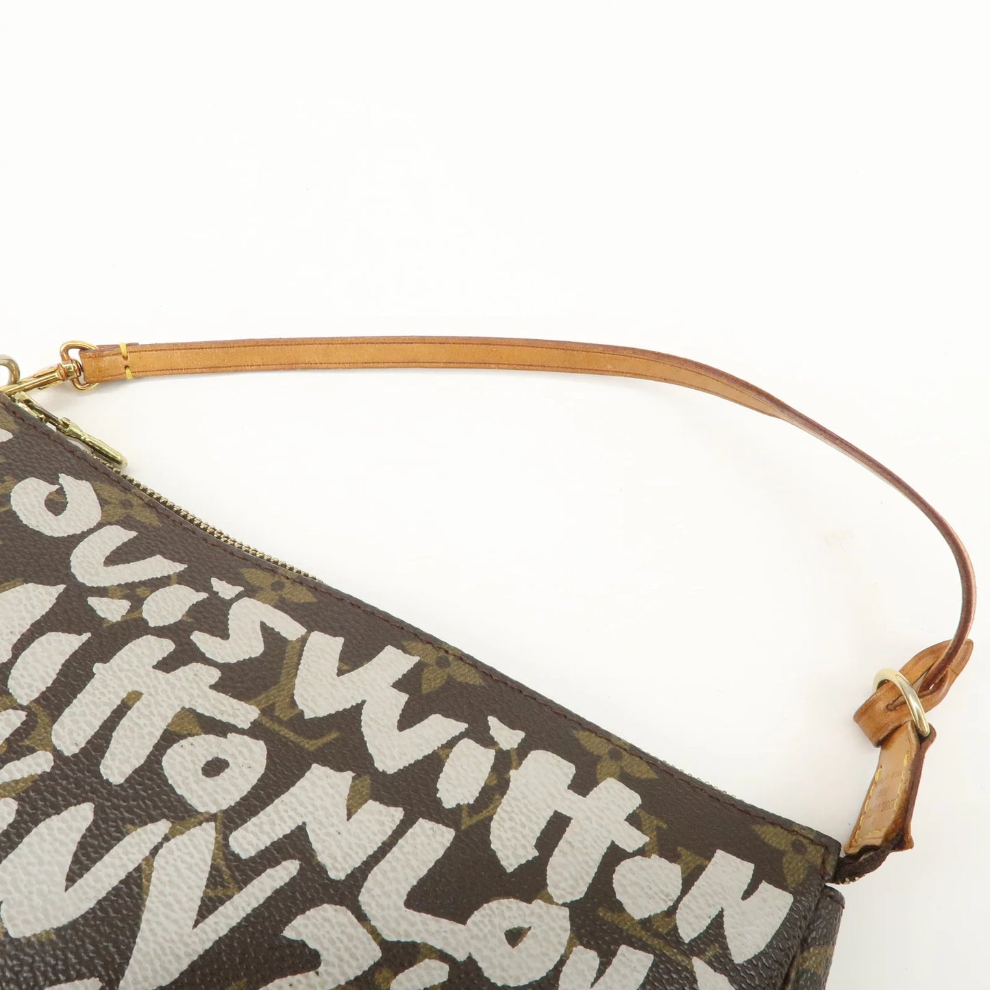 Louis Vuitton Pochette accessoire Graffiti
