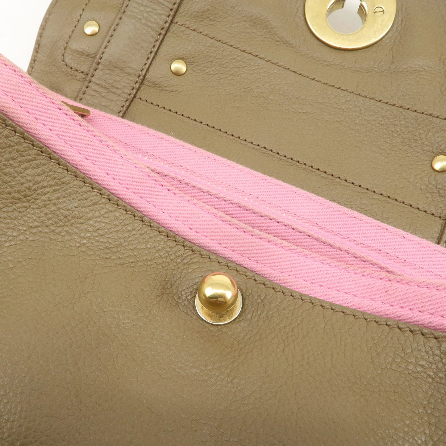 Yves Saint-Laurent Muse II